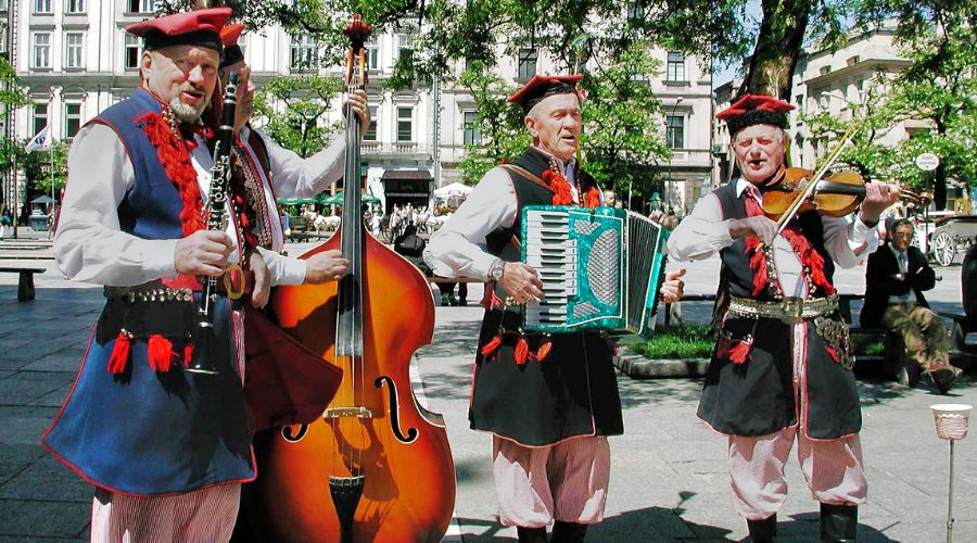 The Top 4 Polish Festivals of 2024 That Highlight Traditions And History | The Pennywize